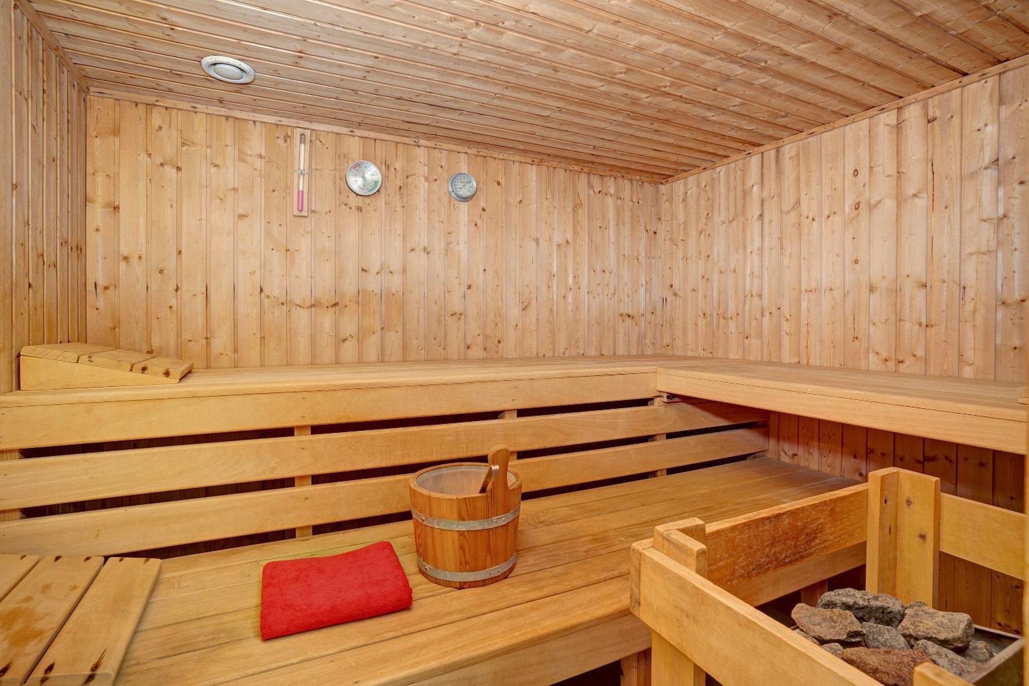 Talblick Mit Schwimmbad Apartment